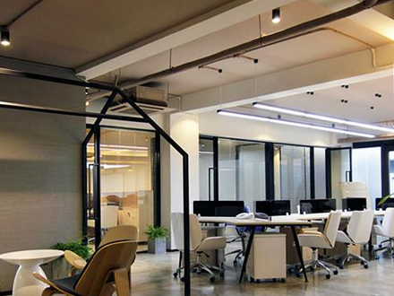 辦公室裝修太過單調(diào)？工業(yè)風(fēng)裝修讓辦公室看起來別具一格